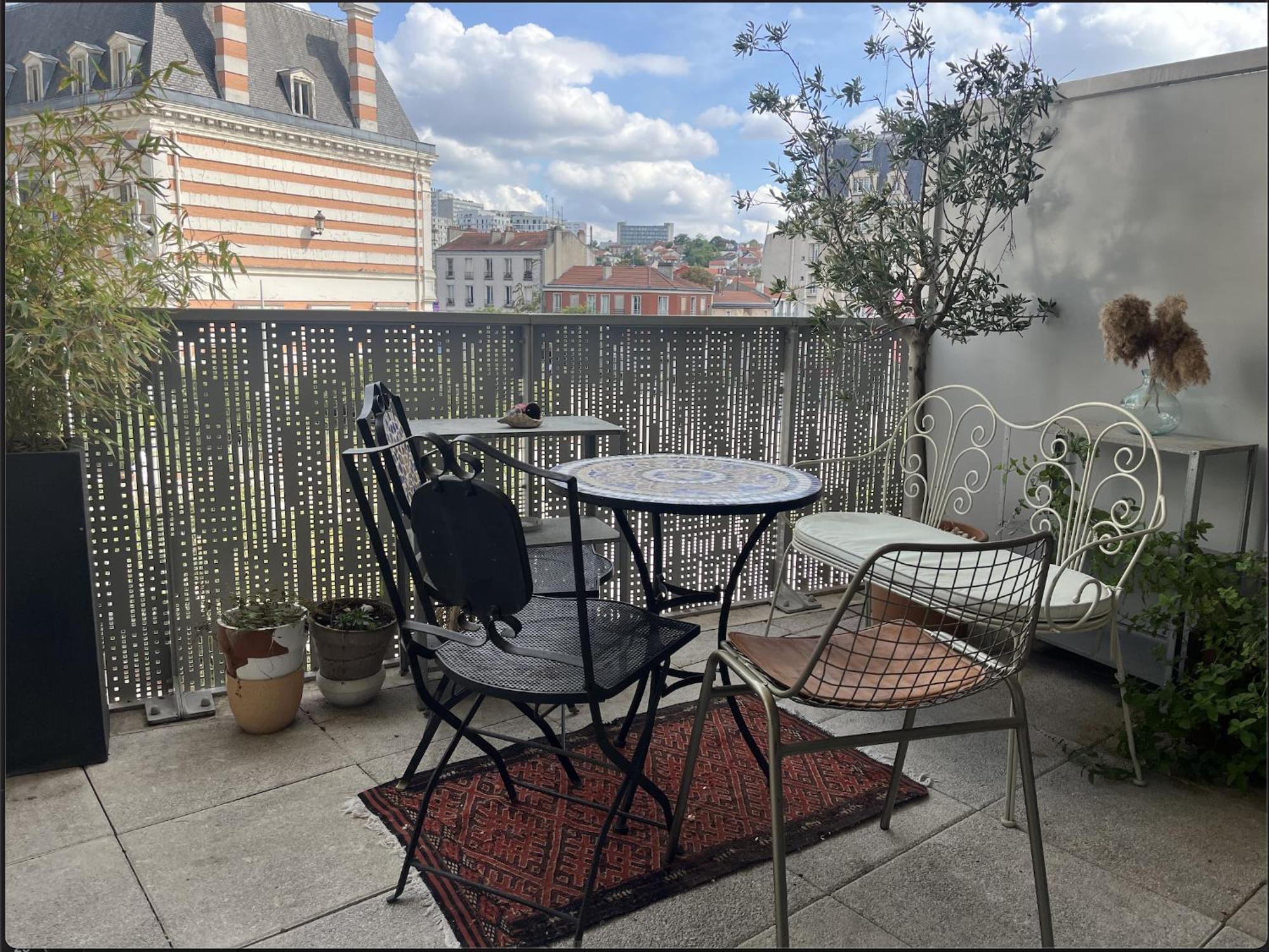 Spacious Flat With Terrasse And Parking Near Metro Баньоле Экстерьер фото